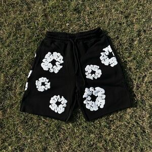 DENIM TEARS SHORTS BLACK